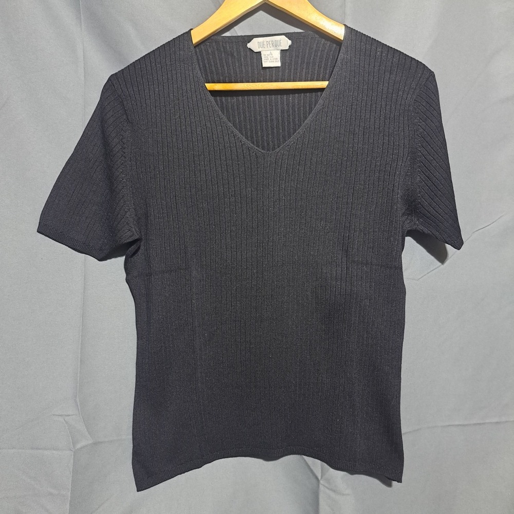Due Per Due LARGE 100% Silk Black Ribbed Short‎ Sleeve V Neck Top Classic